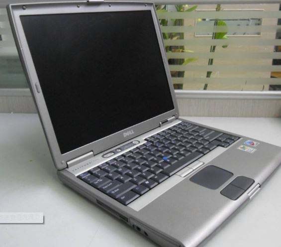 笔记本电脑显示屏进灰怎么办