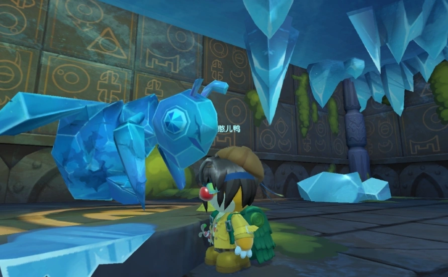 摩尔庄园怎么攻击玄冰妖蜂